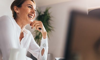 Why Should Women Entrepreneurs Consider the UAE To Start a Business?